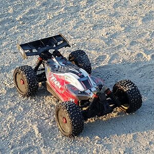 ARRMA Typhon 4x4 3s BLX | In "First Real Dry Bash"